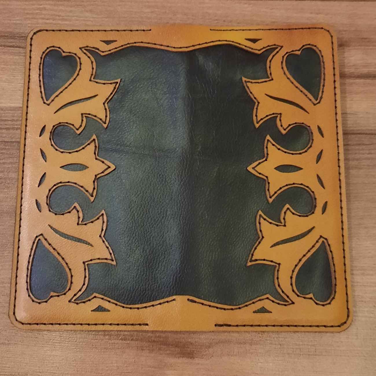 Portefeuille Homme Rustique en Cuir Fait Main – Coutures à la Main, Adapté à l’Usage Quotidien