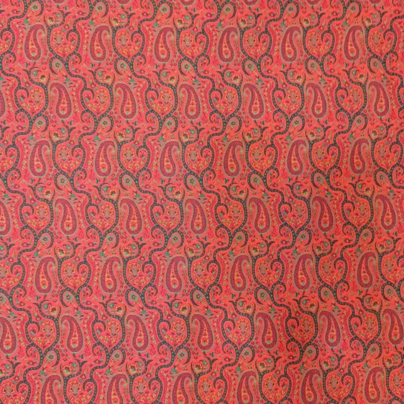 Termeh : l’héritage de l’art textile persan, vivant dans chaque fil et chaque couleur