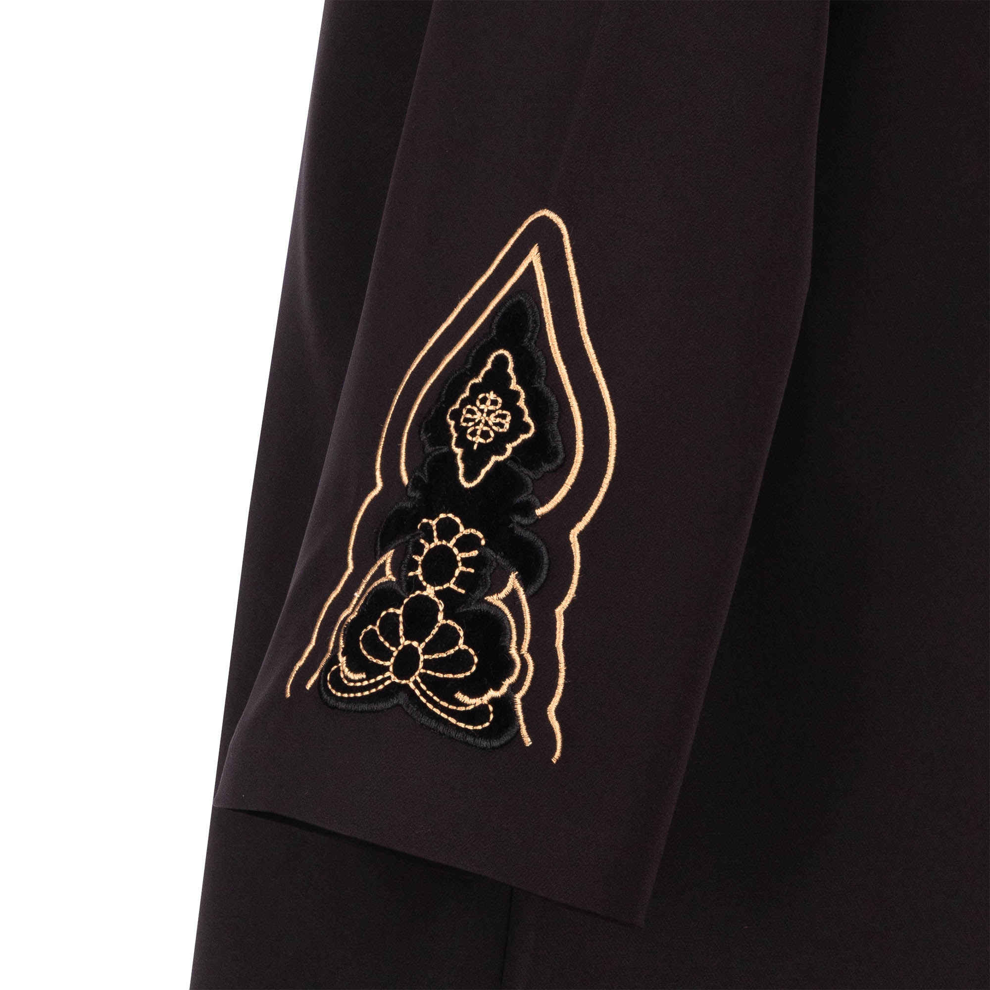 Manteau iranien en crêpe Maserati élégant avec manches brodées – Adapté à toutes les saisons