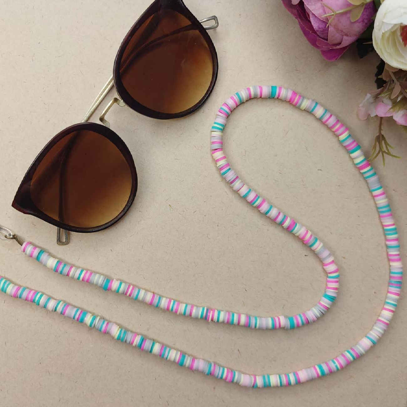 Sangle de lunettes réglable pour enfants et adultes – idéale pour l’extérieur.