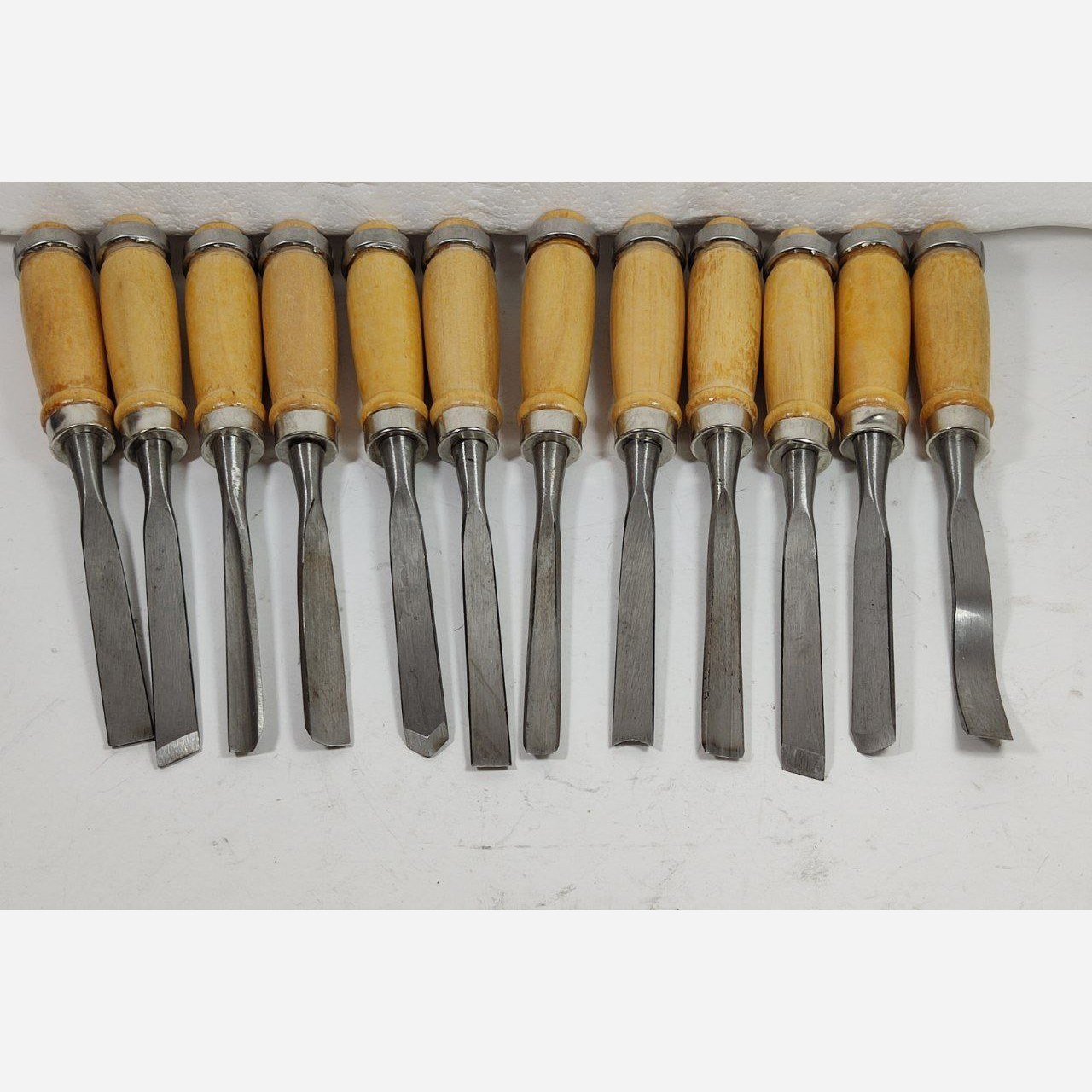 Ciseau Gouge Courbé pour Bois – Parfait pour Creuser, Façonner et la Sculpture Fine sur Bois
