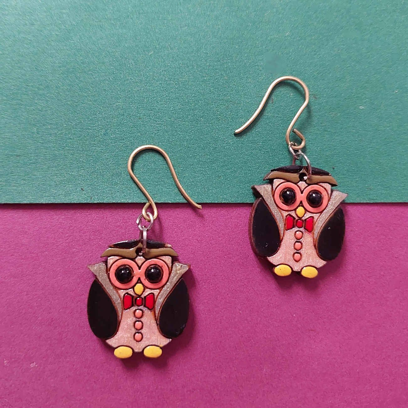 Boucles d’oreilles chouette en bois – charme forestier fait main