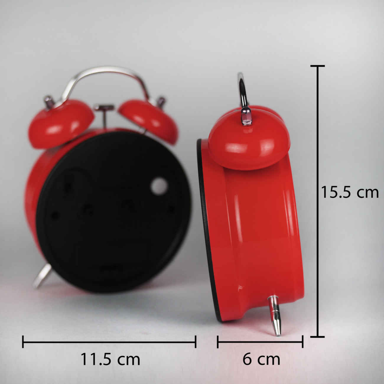 Cette Horloge à Double Cloche Fraise Fait Fondre les Cœurs avec Son Design Sucré
