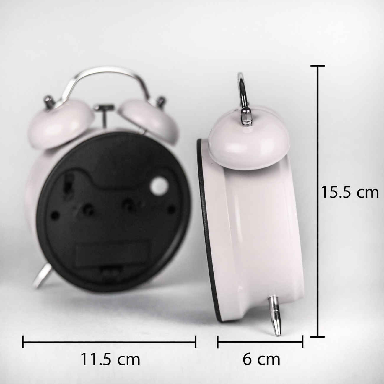 Double Cloche, Ambiance Kuromi — La Plus Adorable Horloge sur Votre Bureau