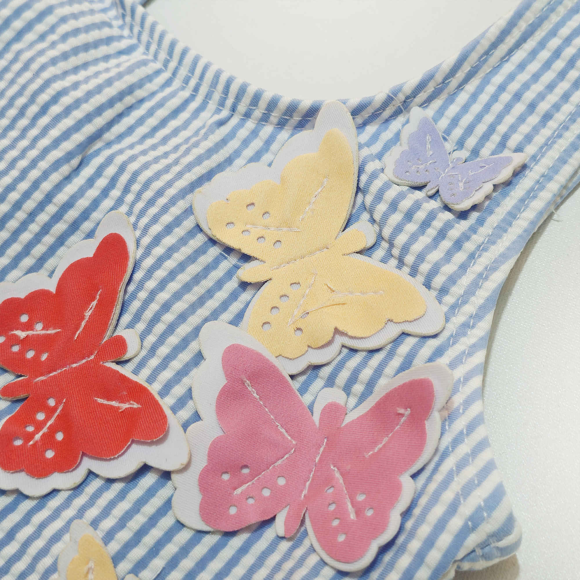 Maillot de Bain Bébé Papillon – Idéal pour les Cours de Natation et les Journées à la Plage